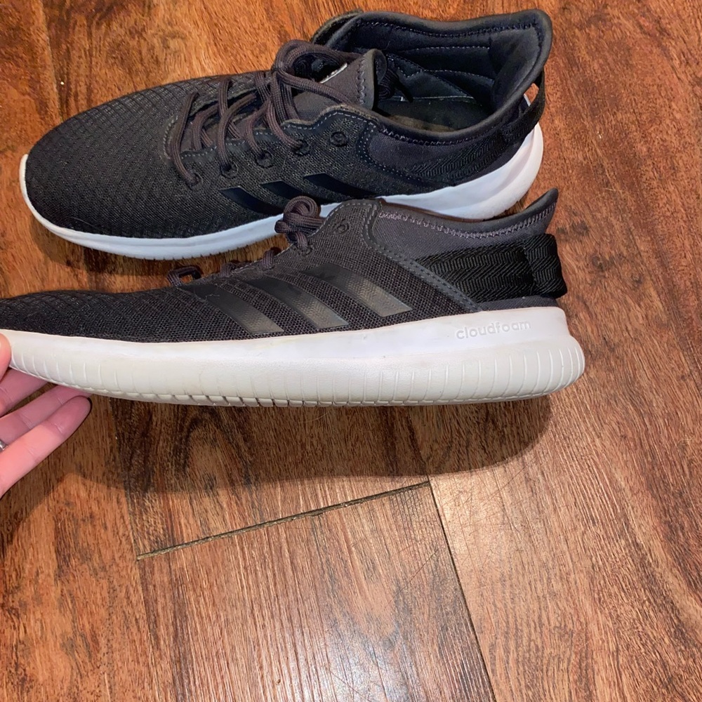 Black adidas cloudfoam